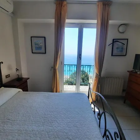 Leopold 3* Moneglia