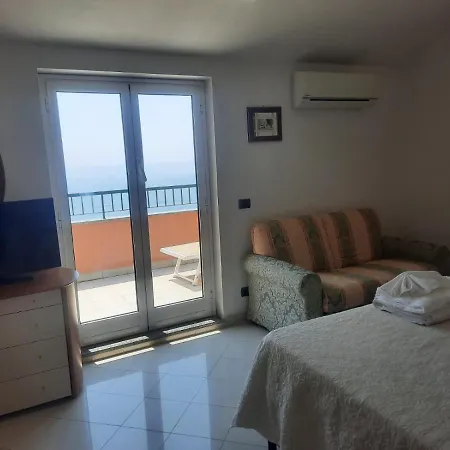 Leopold Ξενοδοχείο