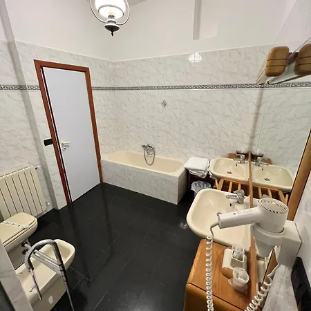 Leopold Otel