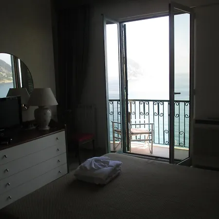 Leopold Ξενοδοχείο