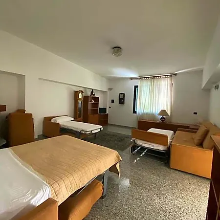 Leopold Hotel 3*