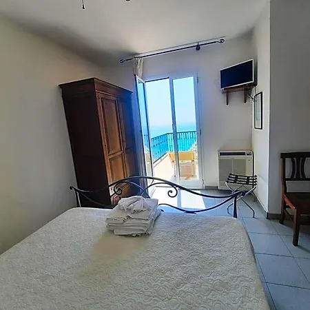 Hotel Leopold 3*