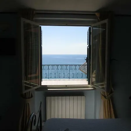 Hotel Leopold 3*